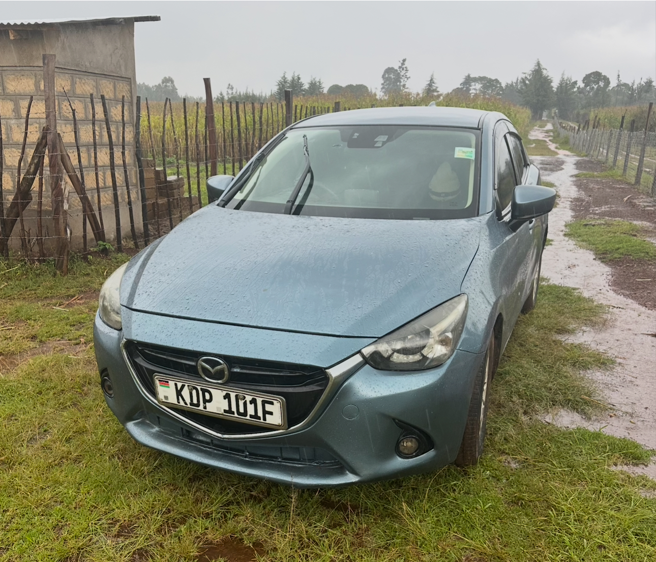 Mazda Demio KDP101F